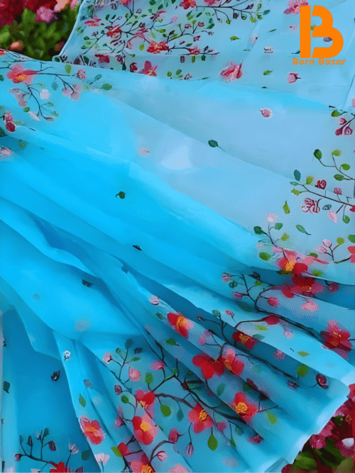 হাফসিল্ক শাড়ীতে হ্যান্ডপ্রিন্ট তুলির কাজ করা