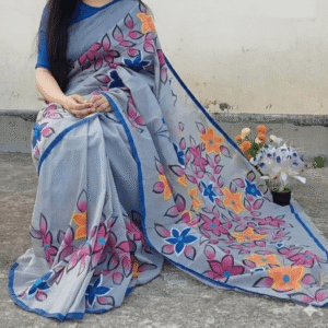 হাফ সিল্ক শাড়িতে হ্যান্ডপ্রিন্ট তুলির কাজ